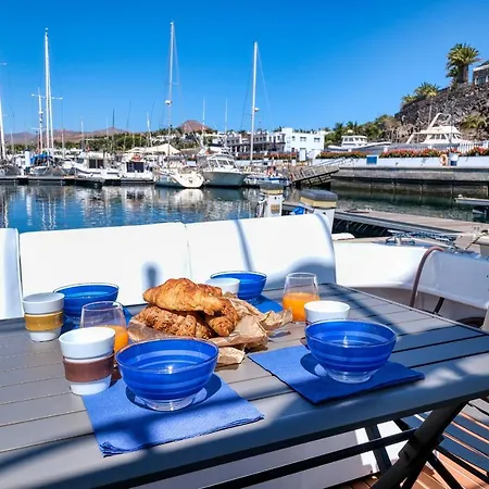 Holiday home Houseboat Isurus Quinto